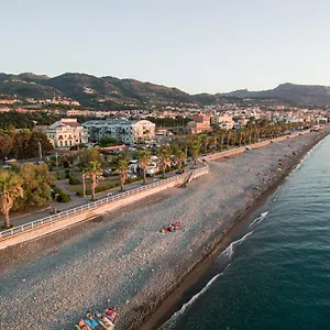 **** Aparthotel Miljunka Italy